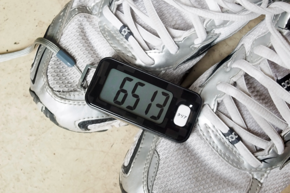 pedometer on running shoes